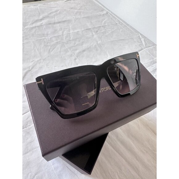TOM FORD Eden Sunglasses Shiny Black main image 4